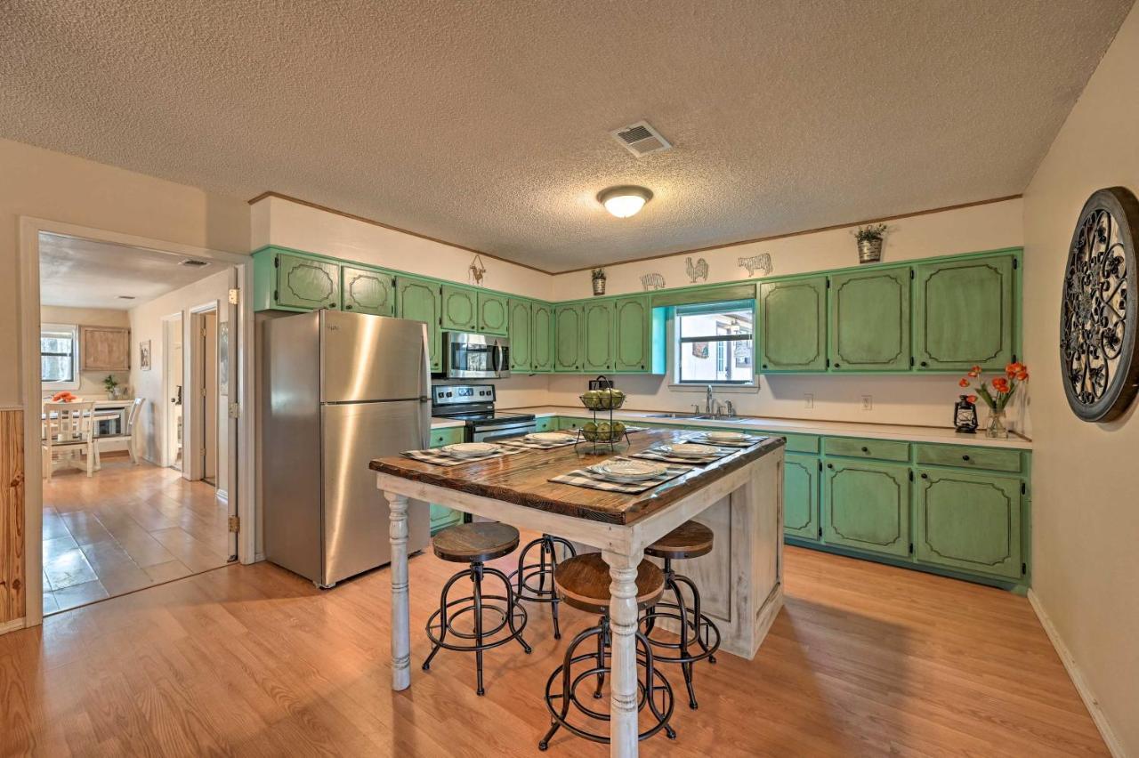Pet-Friendly Shady Oaks Broken Bow Gem With Patio! Villa Luaran gambar