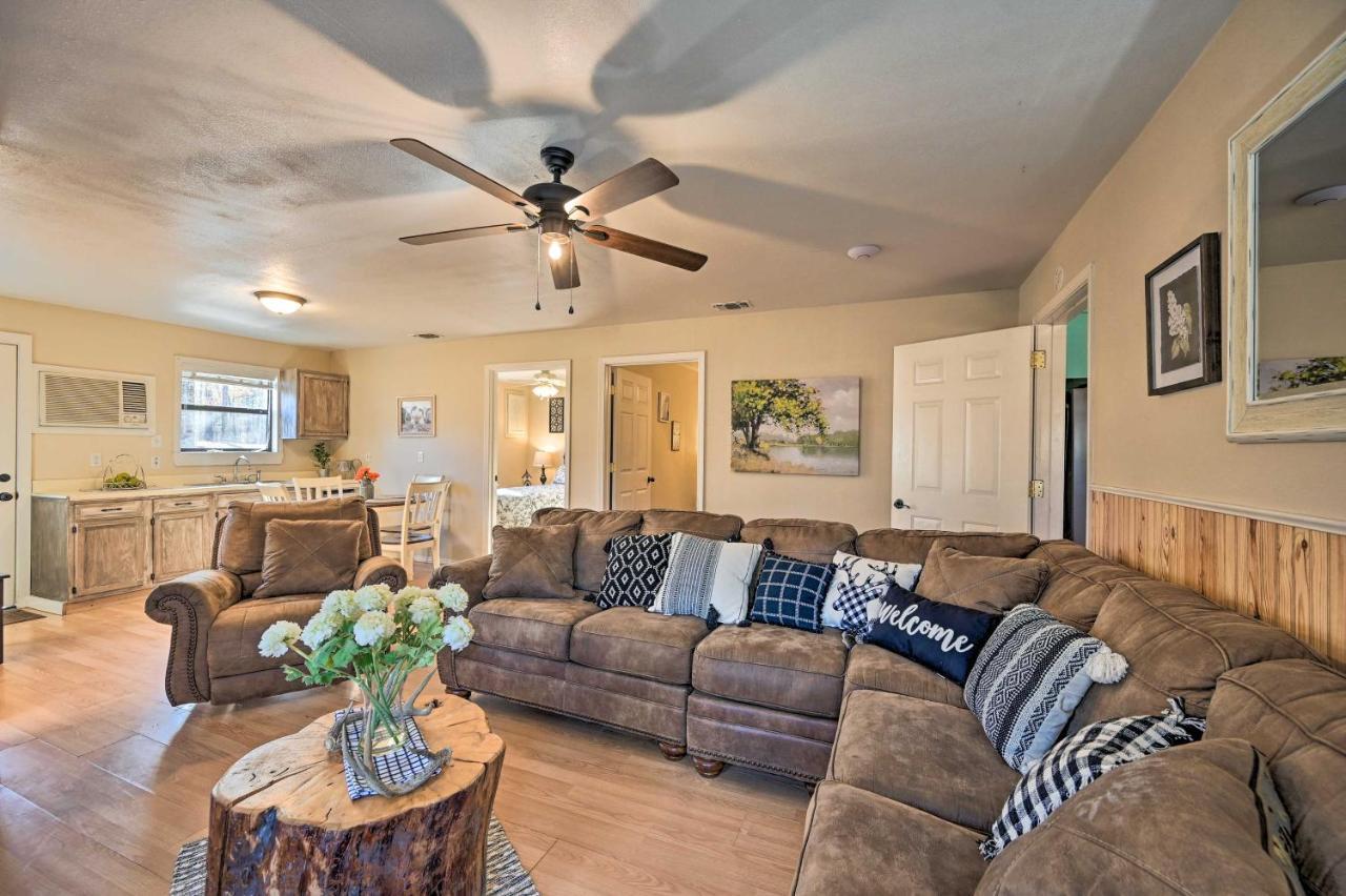Pet-Friendly Shady Oaks Broken Bow Gem With Patio! Villa Luaran gambar