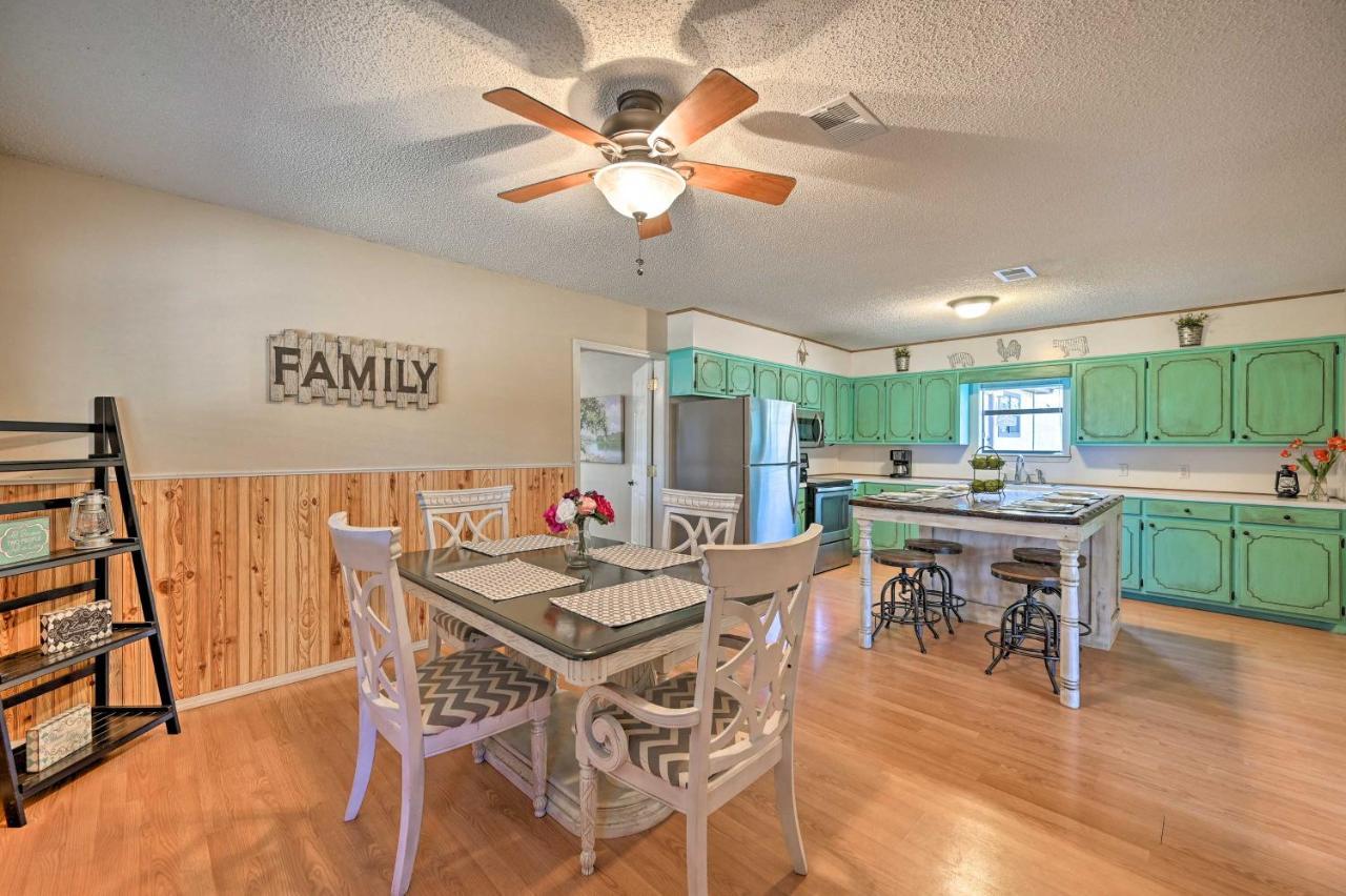 Pet-Friendly Shady Oaks Broken Bow Gem With Patio! Villa Luaran gambar