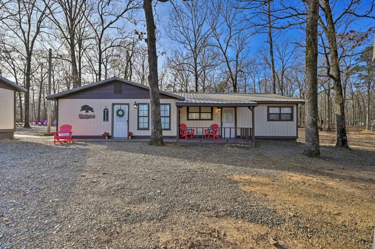 Pet-Friendly Shady Oaks Broken Bow Gem With Patio! Villa Luaran gambar